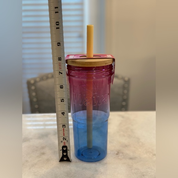 WAWA limited edition The Galaxy Reusable Tumbler / Mug - 24oz - Picture 6 of 8